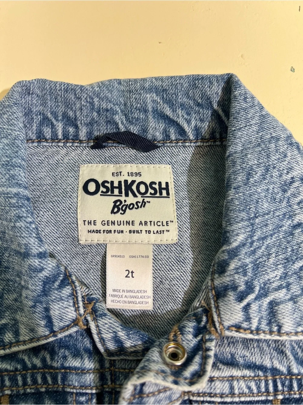 OshKosh B’gosh Classic Denim Jacket Size 2T Toddler Unisex Blue Jean Coat School